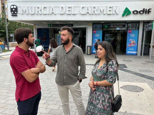 Landáburu: Sánchez aísla a los universitarios de la Región de Murcia cuando cientos de estudiantes comienzan el curso en la UPCT - 1, Foto 1