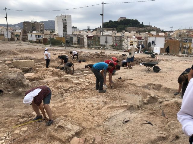 'MC Cartagena pone en evidencia la nefasta política arqueológica de Arroyo' 'MC Cartagena pone en evidencia la nefasta política arqueológica de Arroyo'