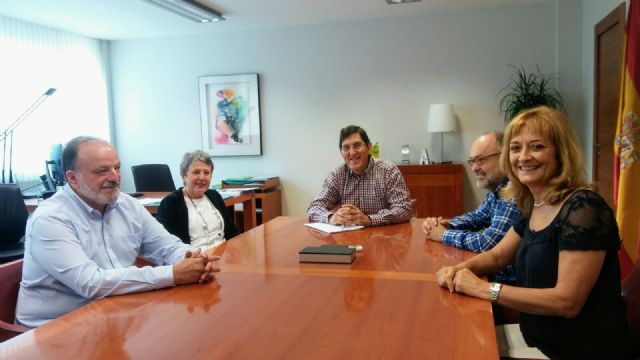 Reunión del consejero de Salud con la Sociedad Murciana de Medicina Preventiva y Salud Pública - 1, Foto 1