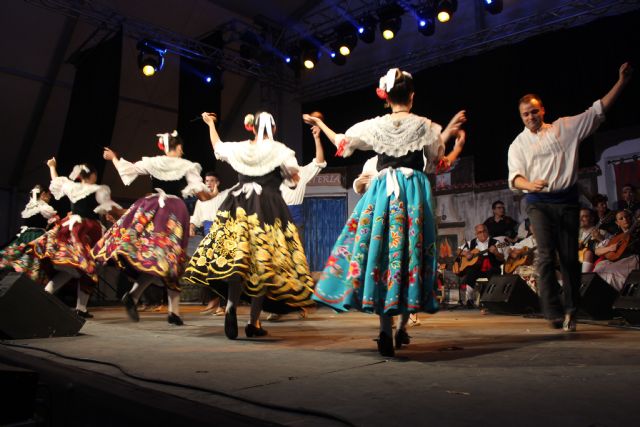Coros y Danzas se viste de gala para celebrar 'El bautizo de Juanico' - 1, Foto 1