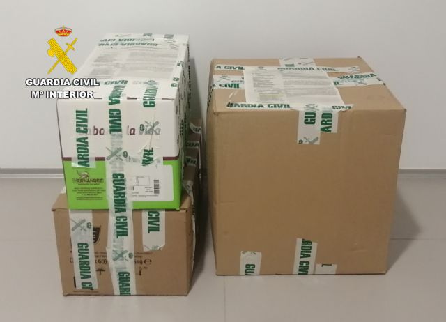 La Guardia Civil detecta el contrabando de más de 25 kilos de tabaco en el Aeropuerto Internacional de la Región de Murcia - 5, Foto 5