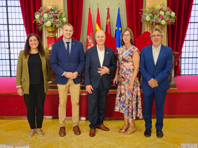 El director de la División Exterior de Comunicación de la ONU visita el Ayuntamiento acompañado de los concejales Marco Antonio Fernández y Sofía López-Briones - 1, Foto 1