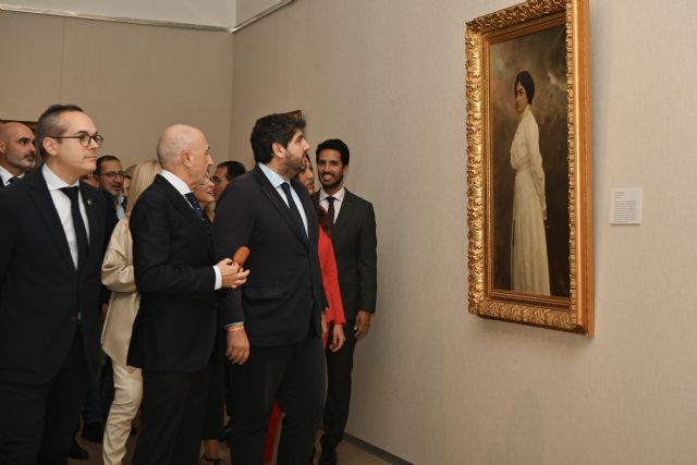 La exposición sobre el lorquino Francisco Cayuela ensalza el sentimiento y patrimonio de la Semana Santa de Lorca - 1, Foto 1