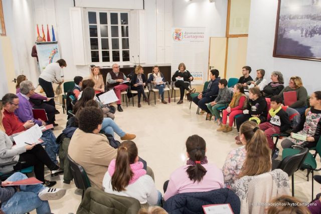 El Ayuntamiento da el primer paso para declarar Cartagena Ciudad Amiga de la Infancia - 1, Foto 1