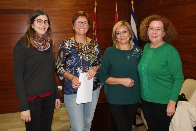 Ayuntamiento y AECC firman un convenio para la concesión de una subvención de 3.500 euros - 1, Foto 1