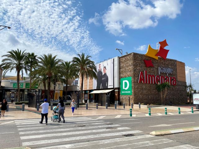 Histórico aumento de visitantes tras la inauguración de Primark en Parque Almenara - 2, Foto 2