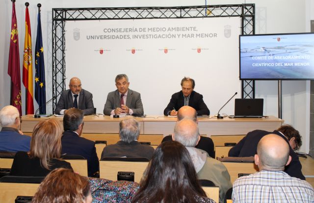 El Comité de Asesoramiento Científico del Mar Menor da el visto bueno al proyecto de retirada de lodos en cuatro playas de Cartagena - 2, Foto 2