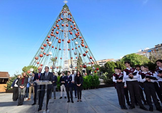 La gala de inauguración del Gran Árbol de Navidad se podrá seguir por las redes del Ayuntamiento y la televisión autonómica - 1, Foto 1