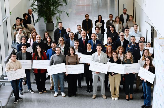 Campus Mare Nostrum entrega los premios a los mejores trabajos de investigación y a proyectos de emprendimiento - 1, Foto 1