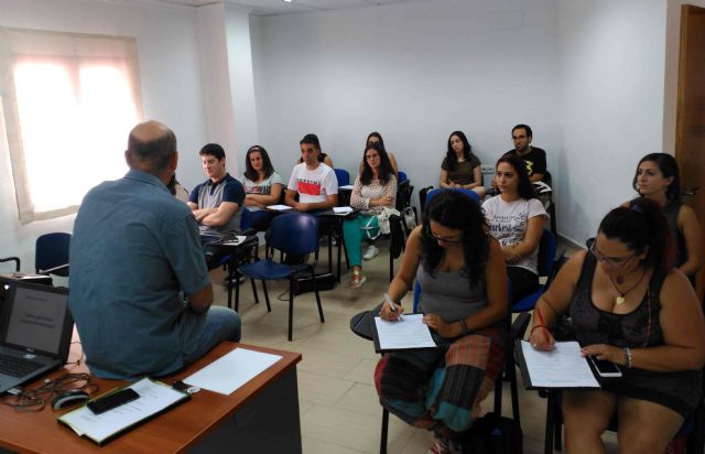 La Concejalía de Juventud del Ayuntamiento de Caravaca pondrá en marcha el programa formativo de empleo juvenil 'Actívate' - 3, Foto 3