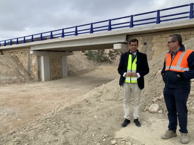 La Comunidad finaliza esta semana las obras seguridad vial en la carretera de Campos del Río, con una inversión de más de 1 millón - 2, Foto 2