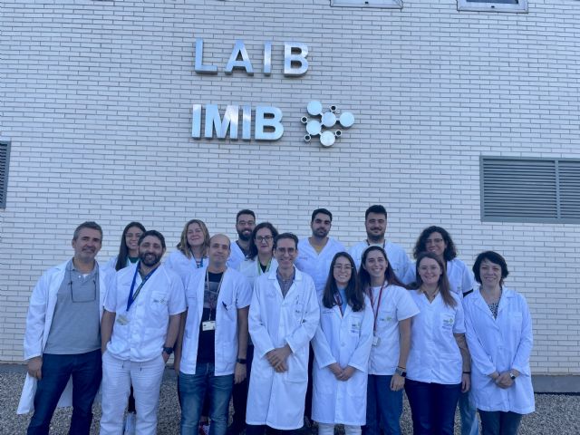 El investigador UMU-IMIB Pablo Pelegrín colabora en un tratamiento que bloquea una rara inflamación que se produce en pacientes de leucemia - 1, Foto 1