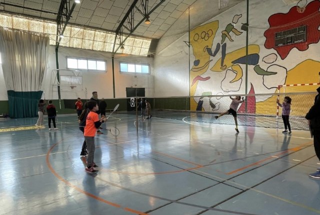 Los centros CEIBAS Guadalentín, ÍES Juan de la Cierva y CES Reina Sofía se clasifican para la Fase Sur de Bádminton, Foto 2