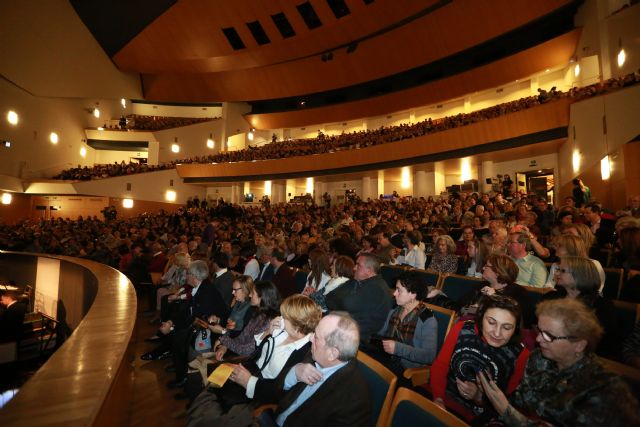 Estreno triunfal de Jesús de Nazaret en el Víctor Villegas - 1, Foto 1