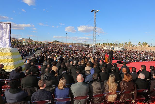 40 mil personas asisten al encuentro vocacional celebrado en Murcia con Kiko Argüello - 1, Foto 1