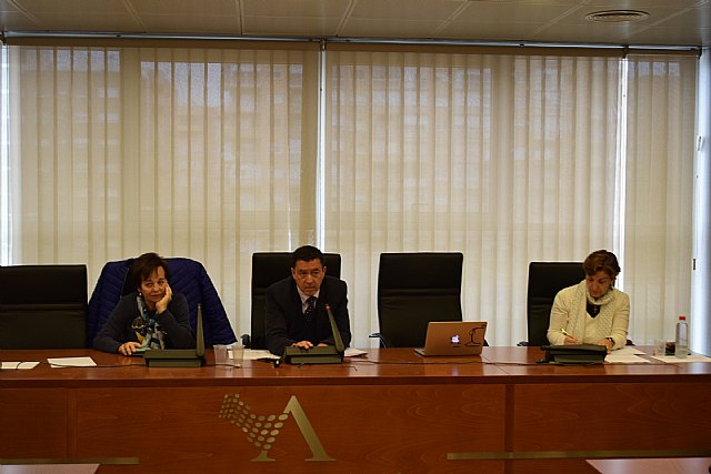 Aprobada la iniciativa de Ciudadanos para ofrecer mejores condiciones laborales a los profesores de los centros educativos de zonas rurales - 1, Foto 1