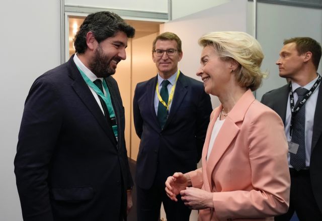 López Miras hace llegar a Ursula von der Leyen la preocupación del sector agrícola y ganadero ante la situación de asfixia que están sufriendo - 1, Foto 1