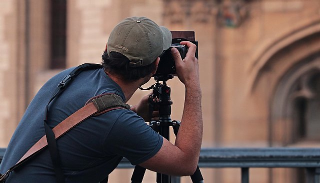 TAI abre la convocatoria de la VIII Edición de las Becas #TAIFOTO para optar al Máster Oficial Universitario en Fotografía Artística y Documental - 1, Foto 1