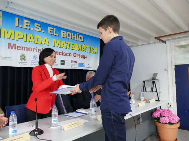 El saber matemáticas tiene premio - 1, Foto 1