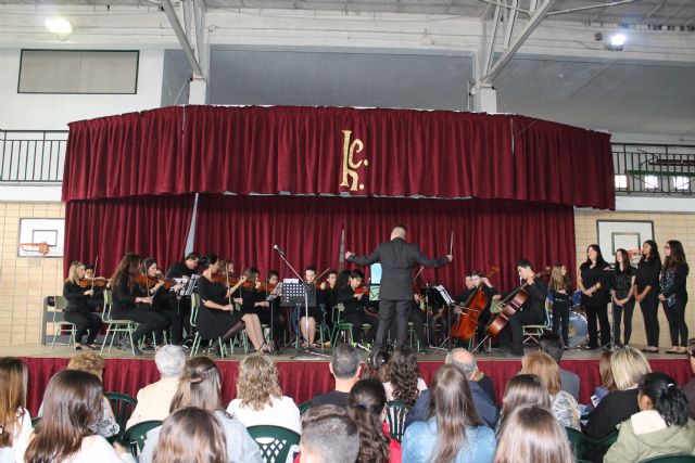 El colegio Hispania apuesta por la música y clausura su semana de conciertos con la visita de la vicealcaldesa - 1, Foto 1