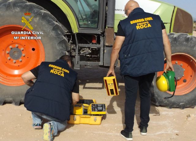 La Guardia Civil detiene a los tres integrantes de un grupo delictivo que robaba en fincas y granjas - 1, Foto 1