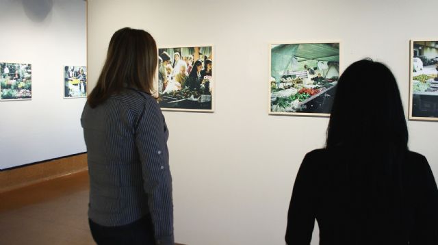 El Archivo General de la Región muestra la doble mirada del fotógrafo Vidal Coy sobre el mercado de La Fama - 1, Foto 1