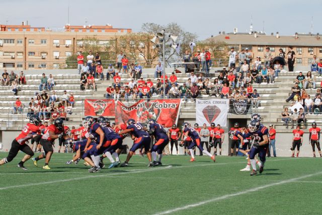 Crónica 1/4 Final Murcia Cobras. Serie A. Cobras 35-16 Voltors - 5, Foto 5