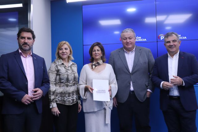 Borrego: Frente a la inactividad de Sánchez, los gobiernos del PP ponen en marcha el plan de choque económico para paliar los efectos de la guerra - 1, Foto 1