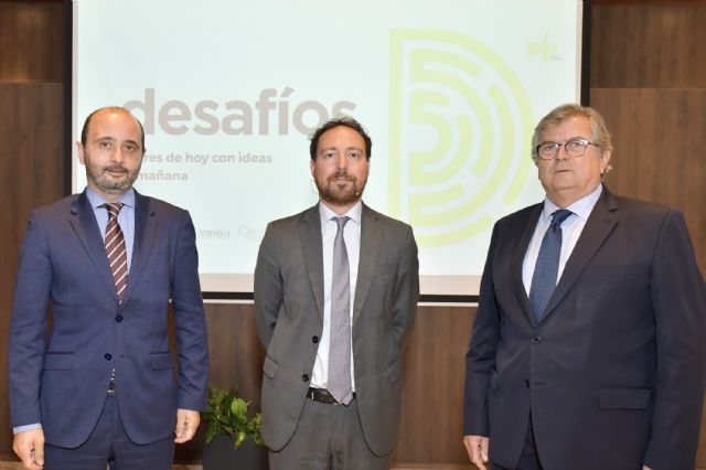 Expertos de primer nivel analizan en Murcia los desafíos económicos y tecnológicos a los que se enfrentan las empresas - 1, Foto 1