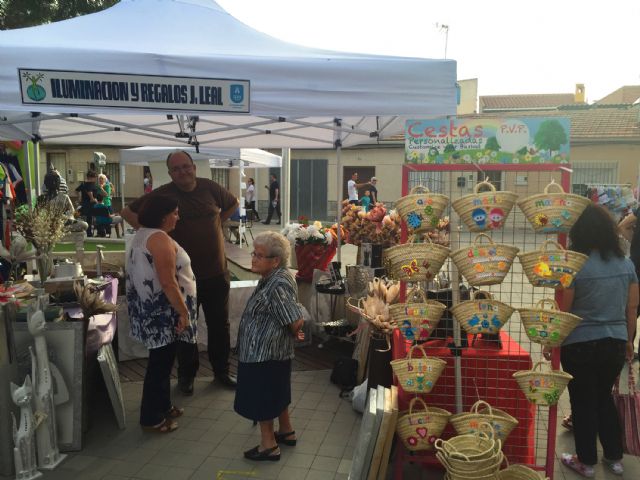 La II Feria del Comercio de Las Torres se convierte en una fiesta de las compras - 2, Foto 2