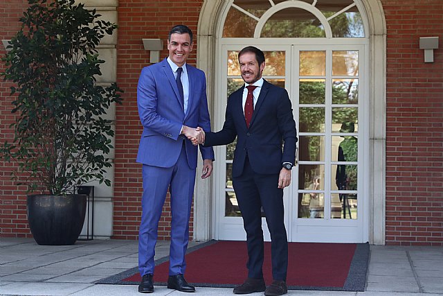 Pedro Sánchez se reúne con el presidente de Canarias y el del Cabildo de La Palma - 2, Foto 2