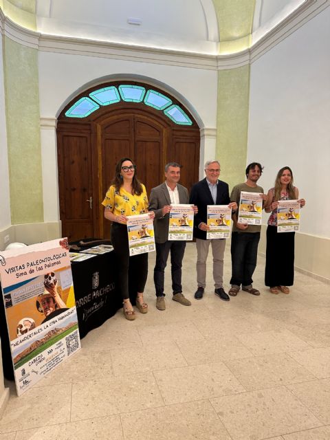 Visitas Peleontológicas a la Sima de las Palomas. “Neandertales, la otra humanidad” - 2, Foto 2