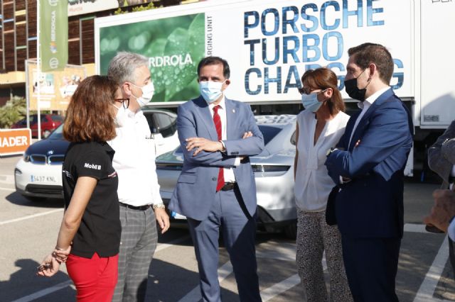 Llega a Murcia la primera unidad móvil de recarga ultra rápida para vehículos eléctricos - 1, Foto 1