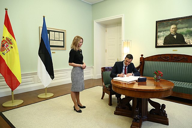 Sánchez constata ante Kallas las excelentes relaciones de España y Estonia, dos países comprometidos con el proyecto europeo - 2, Foto 2