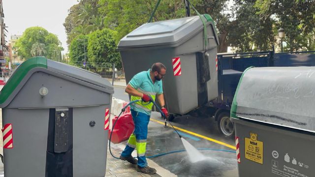 El plan de choque de limpieza del Proyecto Recupera llega al Barrio del Carmen para adecentar sus calles, plazas y jardines - 1, Foto 1