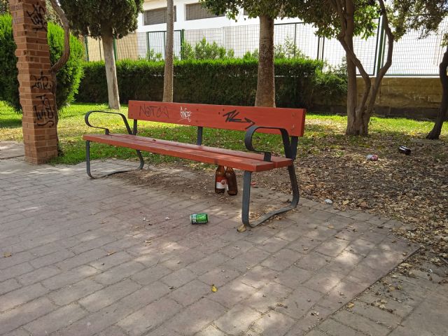 Denuncian el estado de abandono del Parque del Ensanche de Cartagena - 3, Foto 3