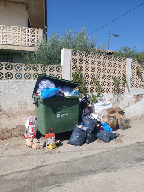 El abandono y la suciedad en pedanías como La Parroquia es inadmisible cuando los lorquinos pagan un 22% más en el precio de la basura - 3, Foto 3