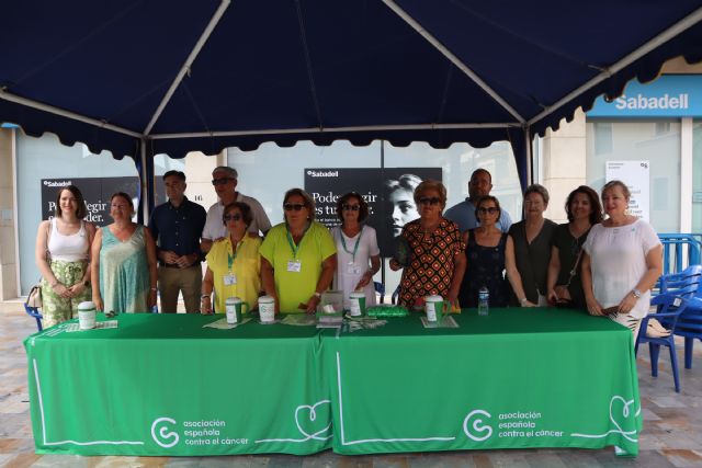 La junta local de la Asociación Española Contra el Cáncer recauda 7.075 euros en la cuestación de verano - 1, Foto 1