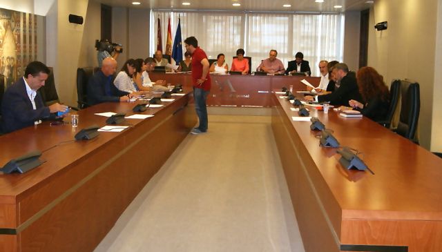 El PSOE quiere que sea el presidente el primero en comparecer en la Asamblea en el nuevo curso político para hablar de la situación del Mar Menor - 1, Foto 1