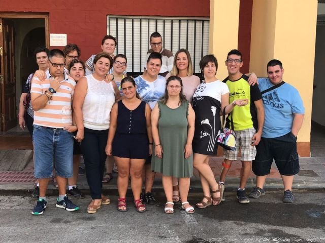 Familia amplía en 13 plazas la atención que presta a las personas con discapacidad en la comarca del Mar Menor - 1, Foto 1