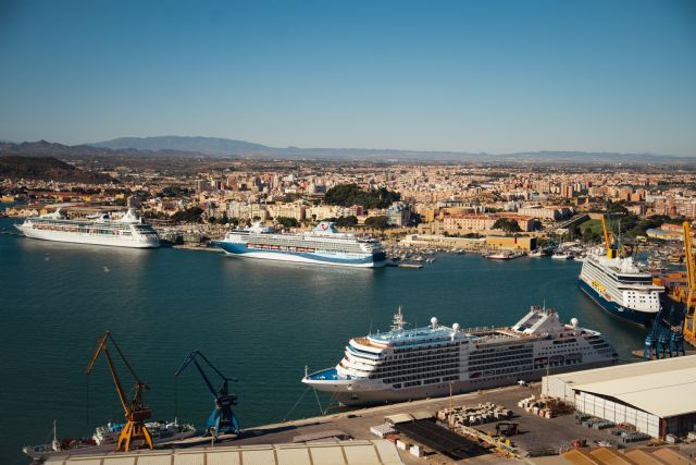 El Puerto de Cartagena da a conocer a las navieras su proyecto OPS de electrificación de muelles en la feria de cruceros Seatrade Europe 2023 - 1, Foto 1