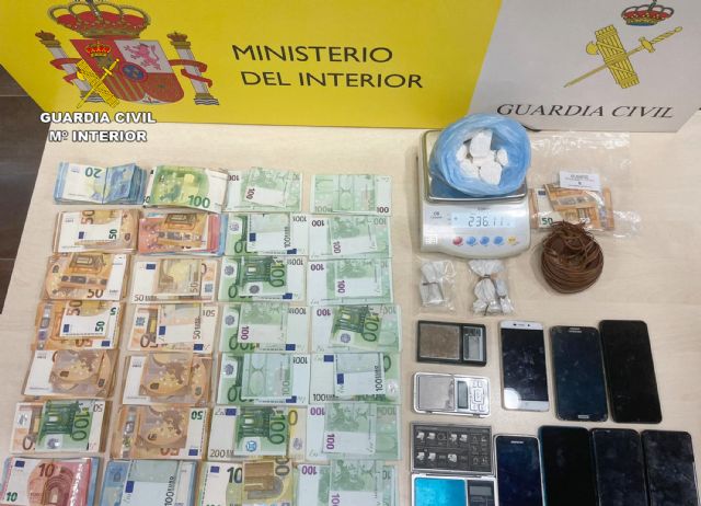 La Guardia Civil desmantela un pregunto supermercado de droga en un domicilio de Aledo - 1, Foto 1