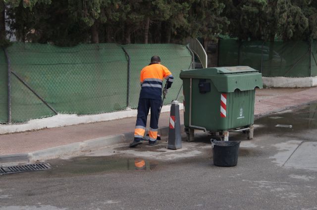 No se recogerá la basura la noche del martes a miércoles de la semana próxima por la festividad del Pilar, Día de la Fiesta Nacional