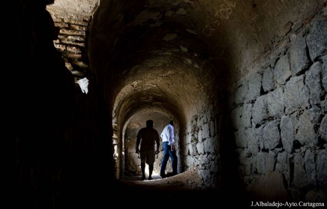 Expertos europeos analizan un uso social para el Castillo de los Moros - 4, Foto 4