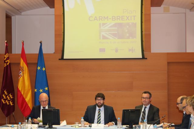 López Miras: Con las medidas del Plan Carm-Brexit convertiremos la incertidumbre en confianza y en más oportunidades para todos - 2, Foto 2