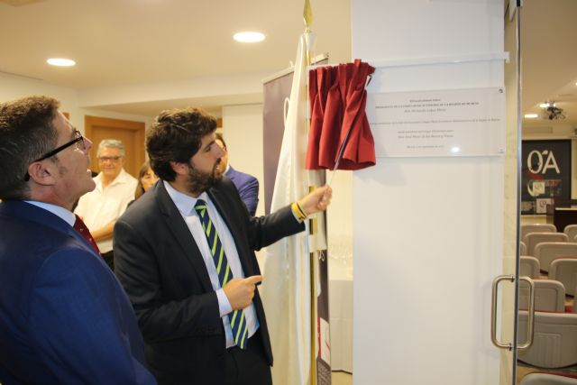 El presidente de la Comunidad inaugura la sede del Colegio Oficial de Gestores Administrativos de la Región - 2, Foto 2