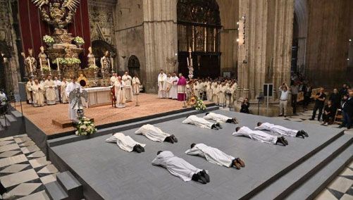 Cuatro seminaristas serán ordenados diáconos y otros tantos diáconos recibirán el orden sacerdotal de manos del arzobispo, monseñor José Ángel Saiz Meneses - 1, Foto 1