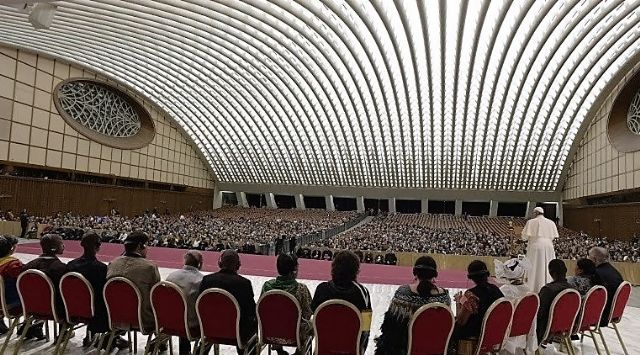 Concluye el III Encuentro Mundial de los Movimientos Populares con un diálogo con el papa Francisco - 2, Foto 2