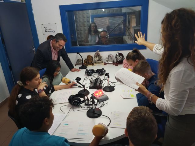 Comienza el programa de radio de los alumnos del colegio Nuestra Señora de la Asunción - 2, Foto 2