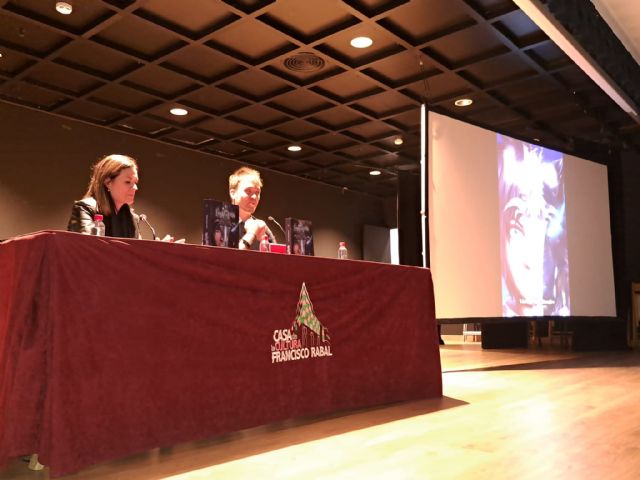 Vicente D.H. Morales presenta el libro Luna muerta - 1, Foto 1